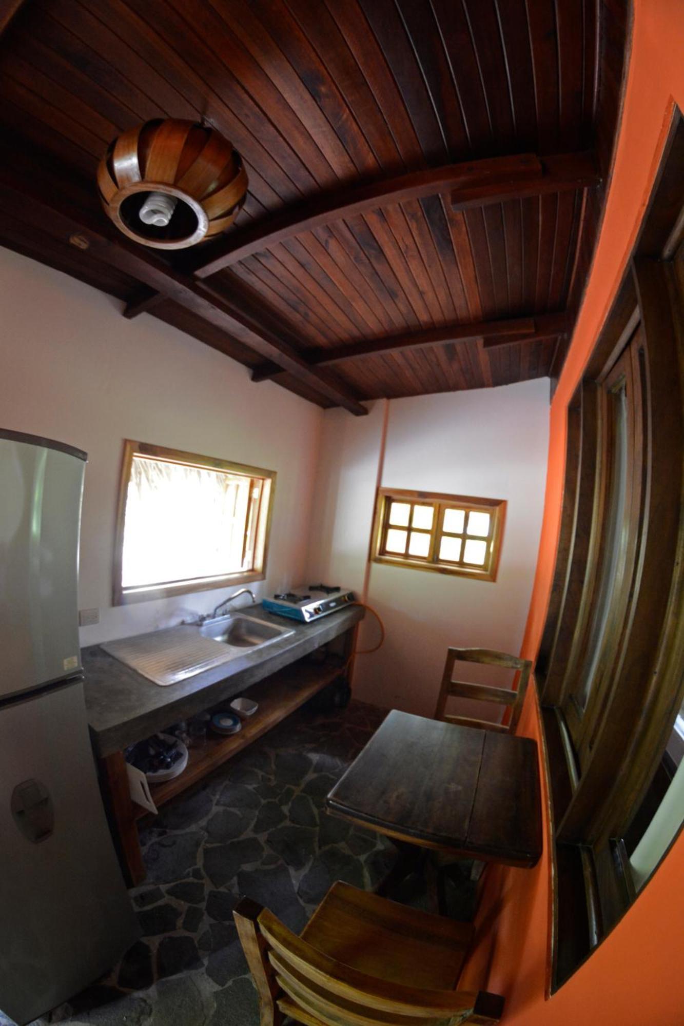 Indigo Yoga Surf Resort Malpais Room photo