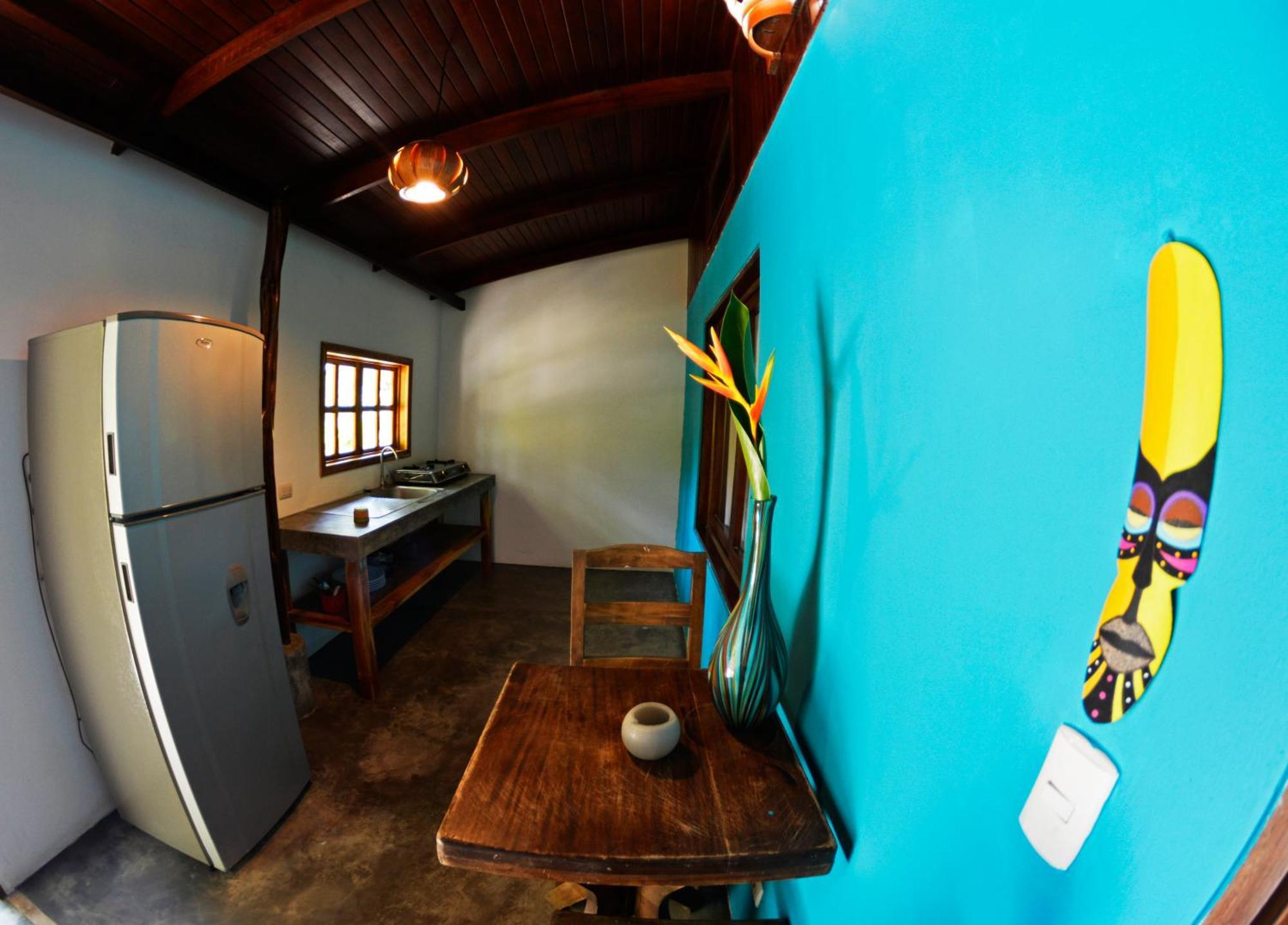 Indigo Yoga Surf Resort Malpais Room photo