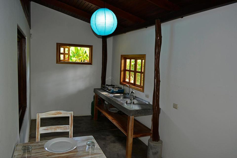 Indigo Yoga Surf Resort Malpais Room photo